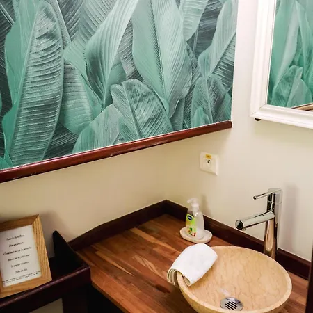 보트호텔 Peniche Dans Le Bassin A Flot Du Vieux Port *